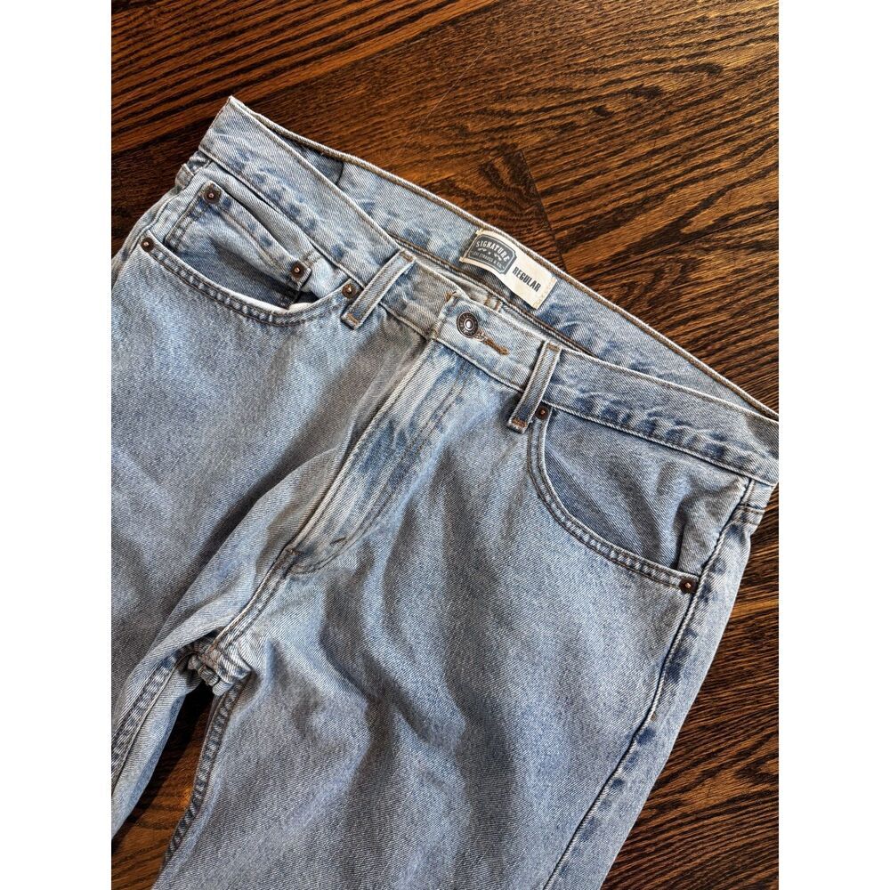 Signature by Levi Strauss Jeans Mens 36x29 Regular Fit Light Wash Straight Leg - Picture 3 of 6